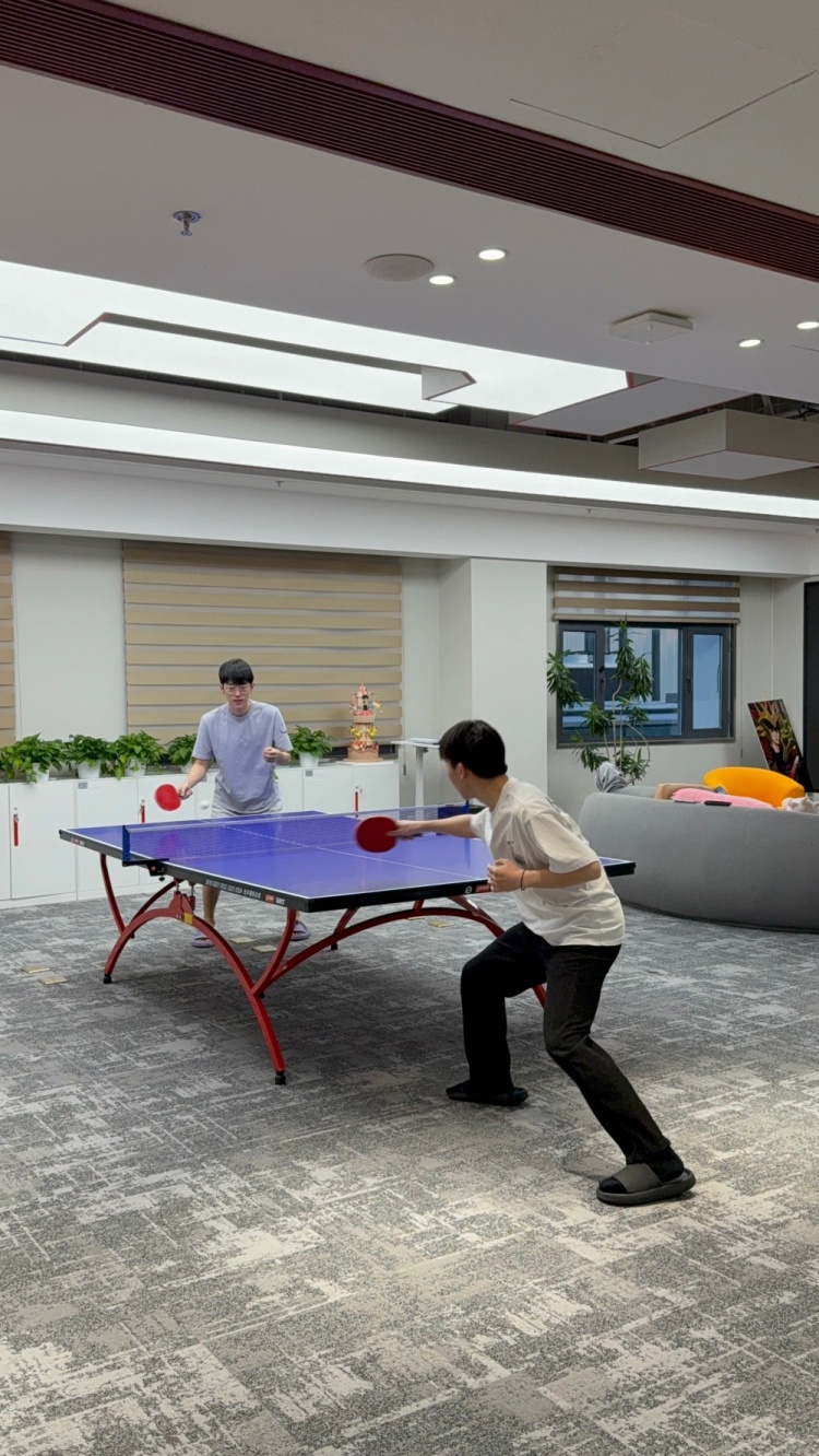 更是关于