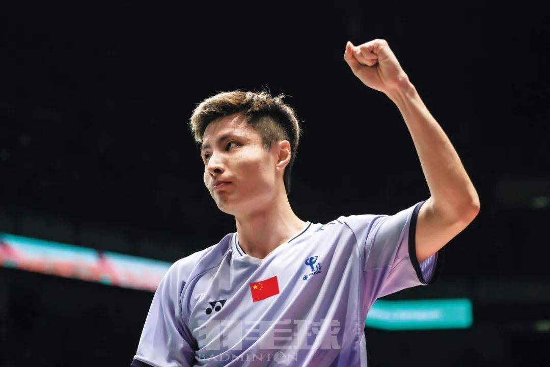 表明了他对 表明了他对